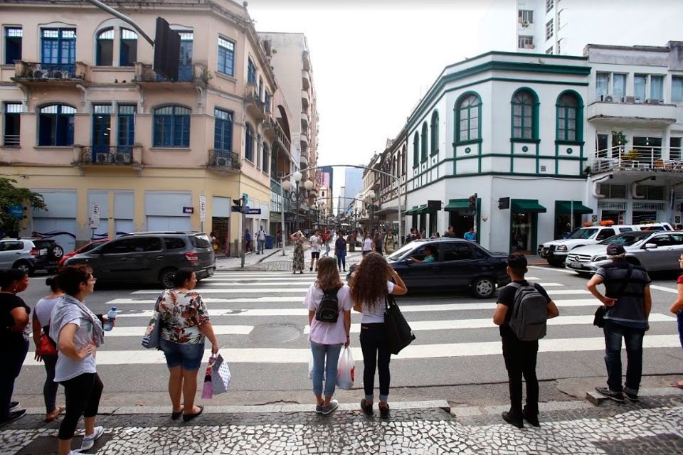 Comunidade escolhe obras para o desenvolvimento do centro