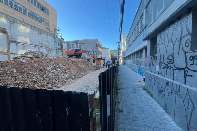 Concluída demolição de prédio no centro histórico de Florianópolis