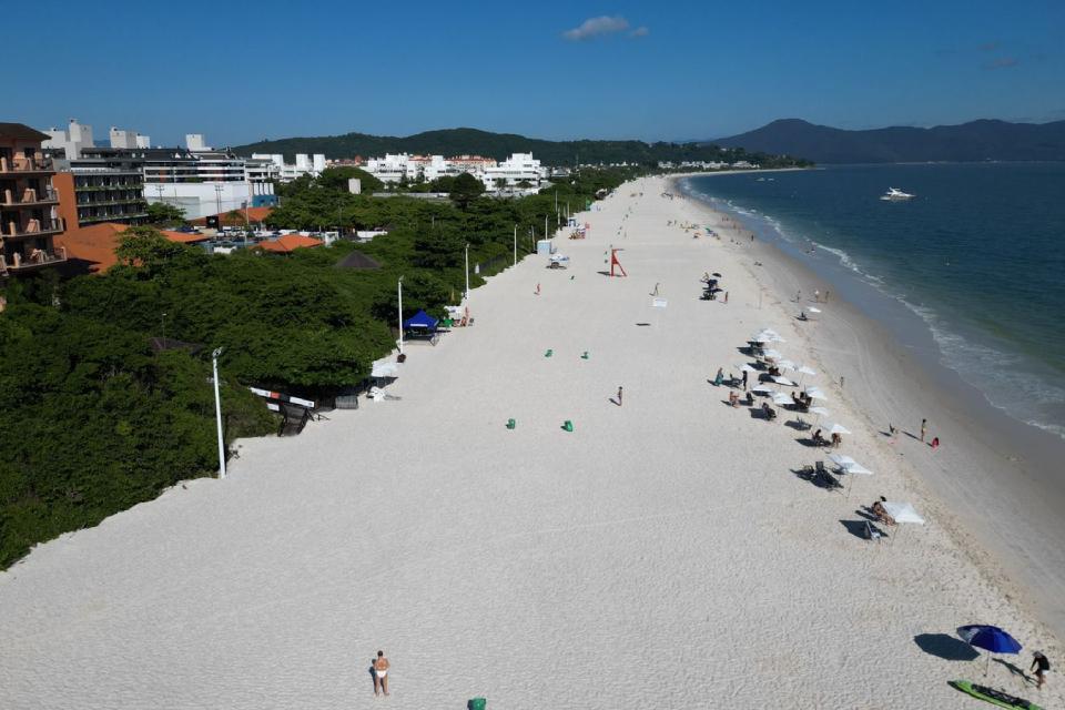 Temporada de verão se encerra com 2 milhões de turistas em Florianópolis