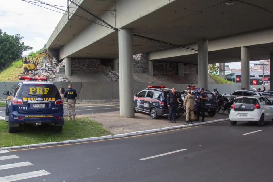 Força-tarefa em área na divisa entre Florianópolis e São José será mantida